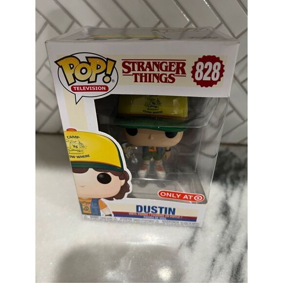 Stranger Things S3 - Dustin #828 - Exclusive Funko Pop! Vinyl Figure - Picture 1 of 5